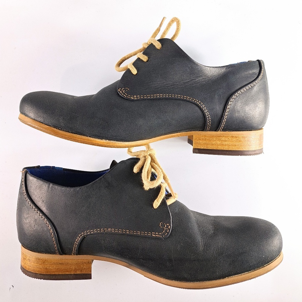 John Fluevog Classic Radio CBC Derby Shoes Black and Blue Size 6.5